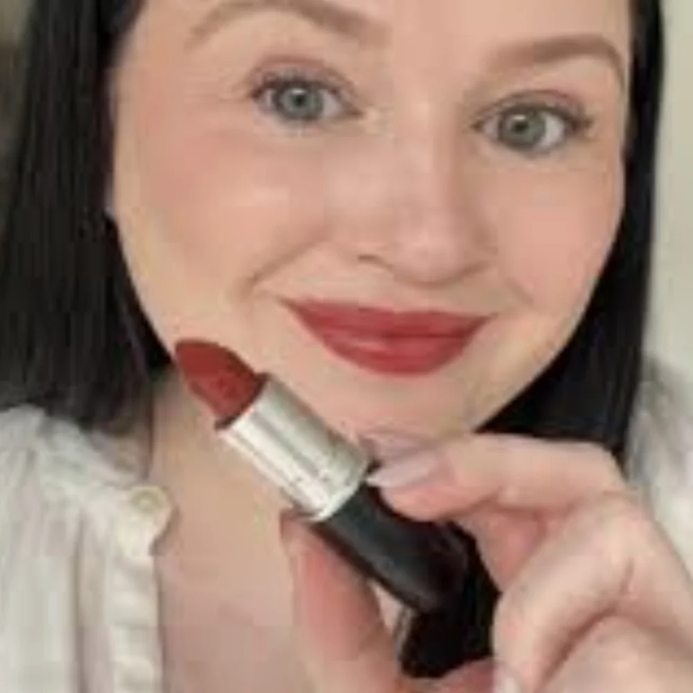 🧚‍♀️FRIENDA Mac DISCONTINUED Lustreglass Lipstick NWT